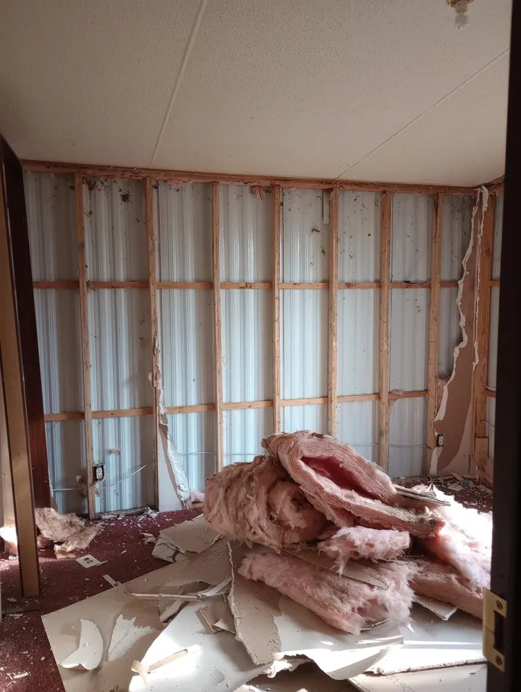 Slide of A. Yoder's Roofing & Construction