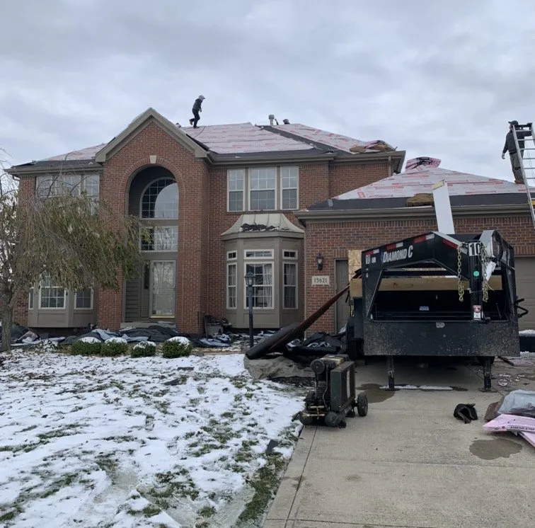 Local roof repair in Stoutsville, OH by A1 Contractors