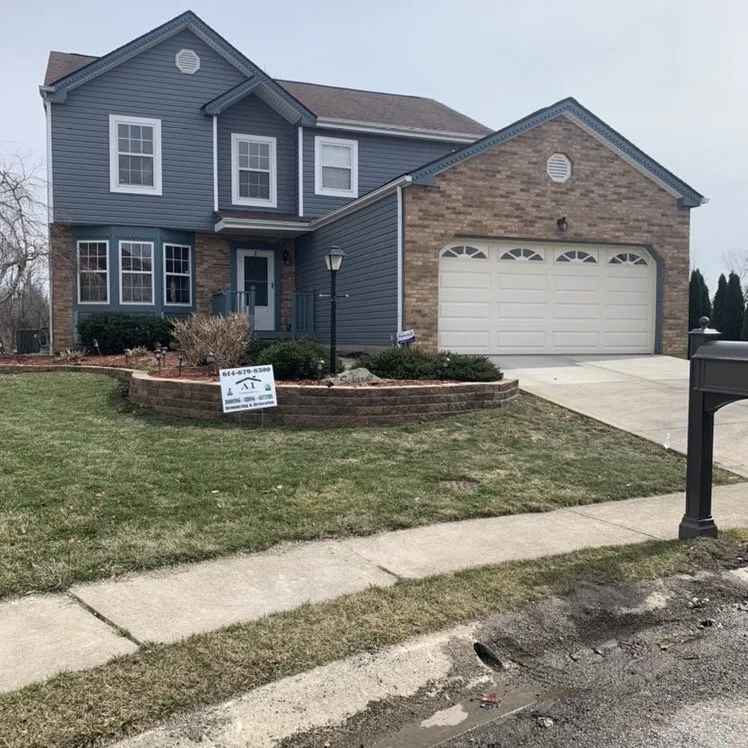 Licensed storm damage roof repair for residential properties in Stoutsville, OH by A1 Contractors