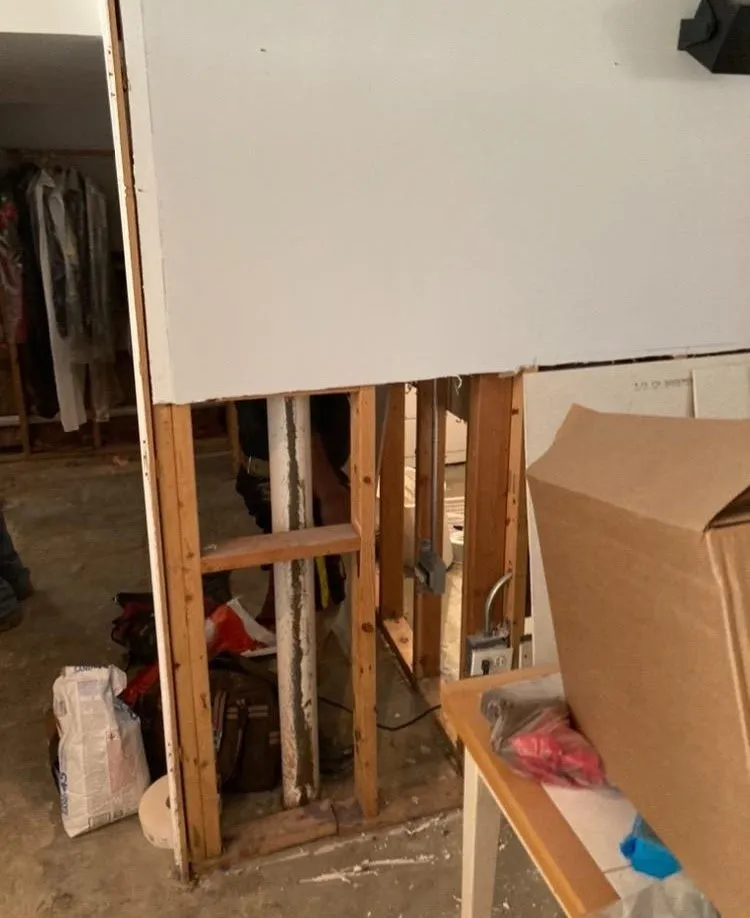 Slide of A1 Roofing & Construction