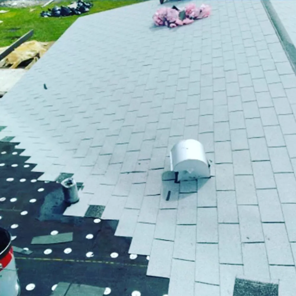 Slide of A2A Roofing