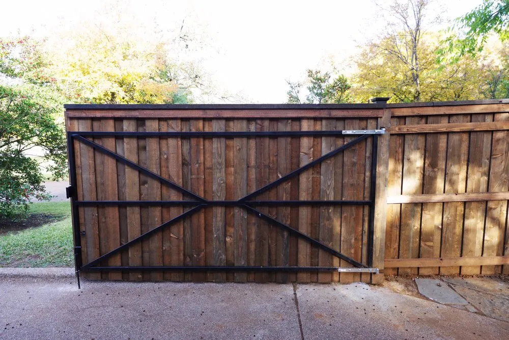 Slide of A2Z Roofing