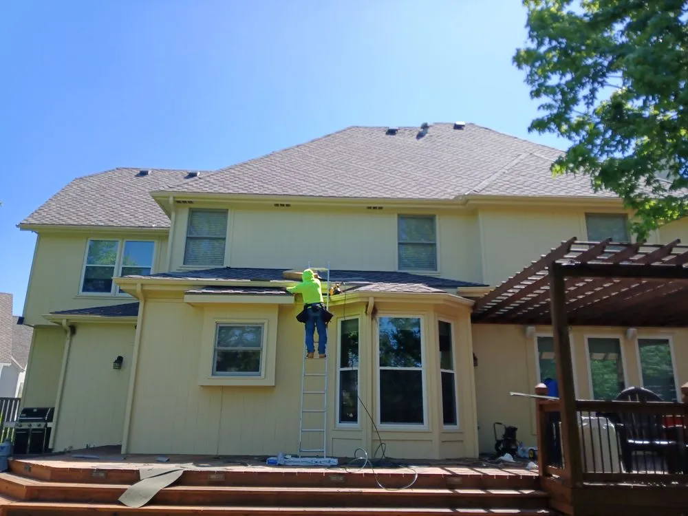 Slide of A&A Mejia's Roofing