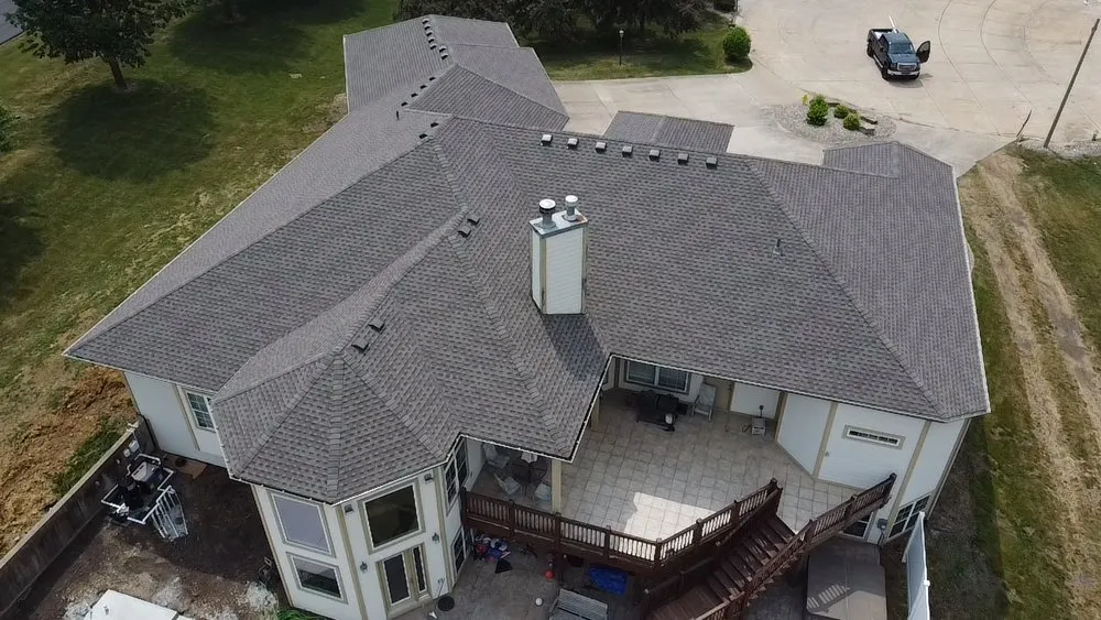 Slide of A&A Royal Contracting