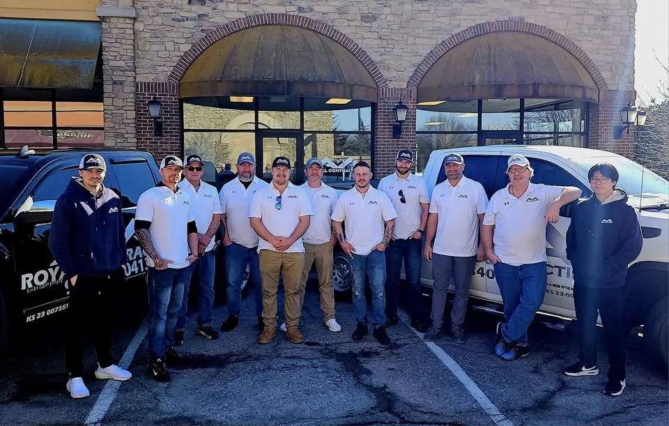 Slide of A&A Royal Contracting