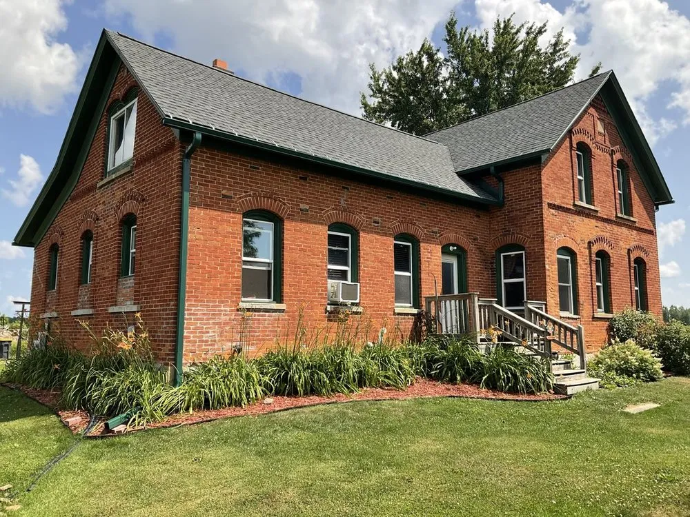 Slide of AA Seamless