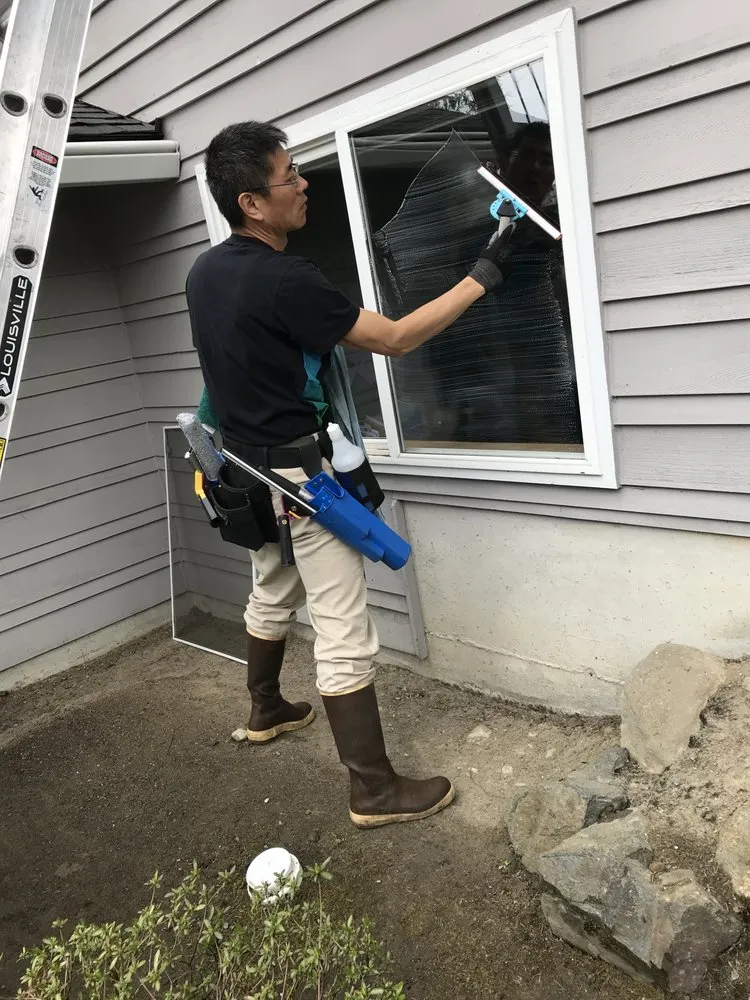 Slide of AA Window and Gutter Cleaning