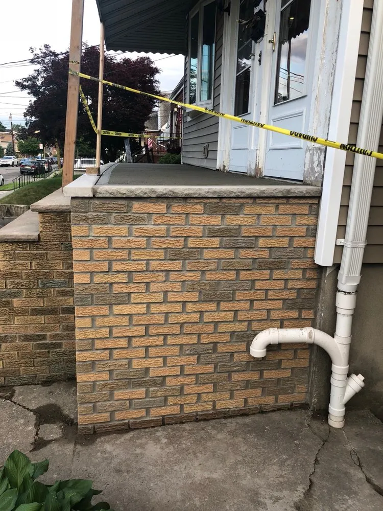 Slide of AAA Apex Construction