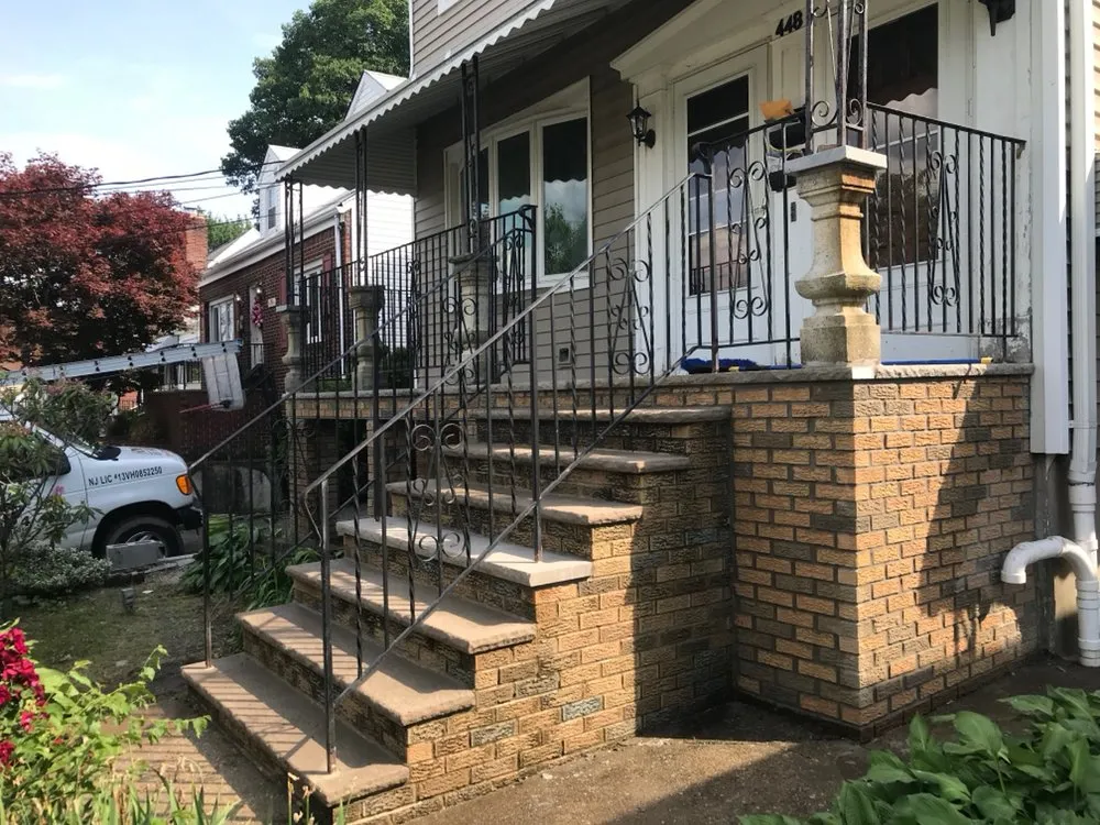 Slide of AAA Apex Construction