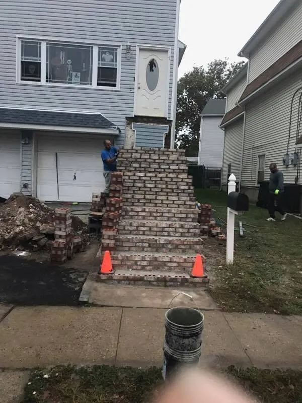 Slide of AAA Apex Construction