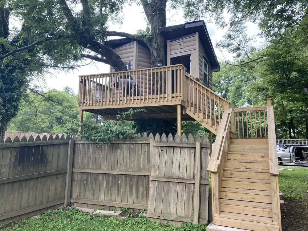 Slide of AAA HOMES SERVICES