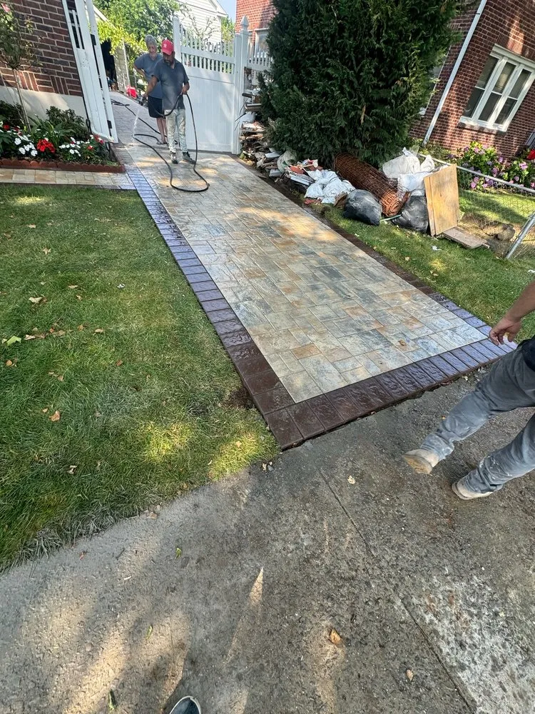 Slide of AAA Remax Construction