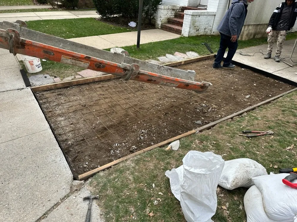 Slide of AAA Remax Construction