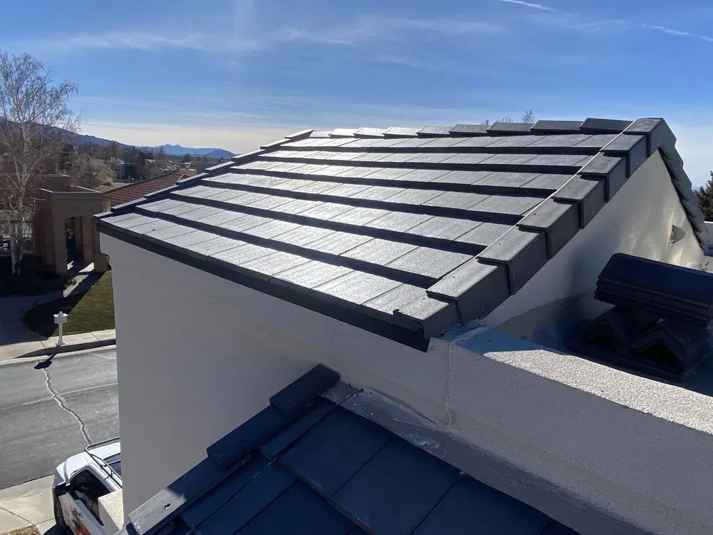 Slide of AAA Roofing Co.