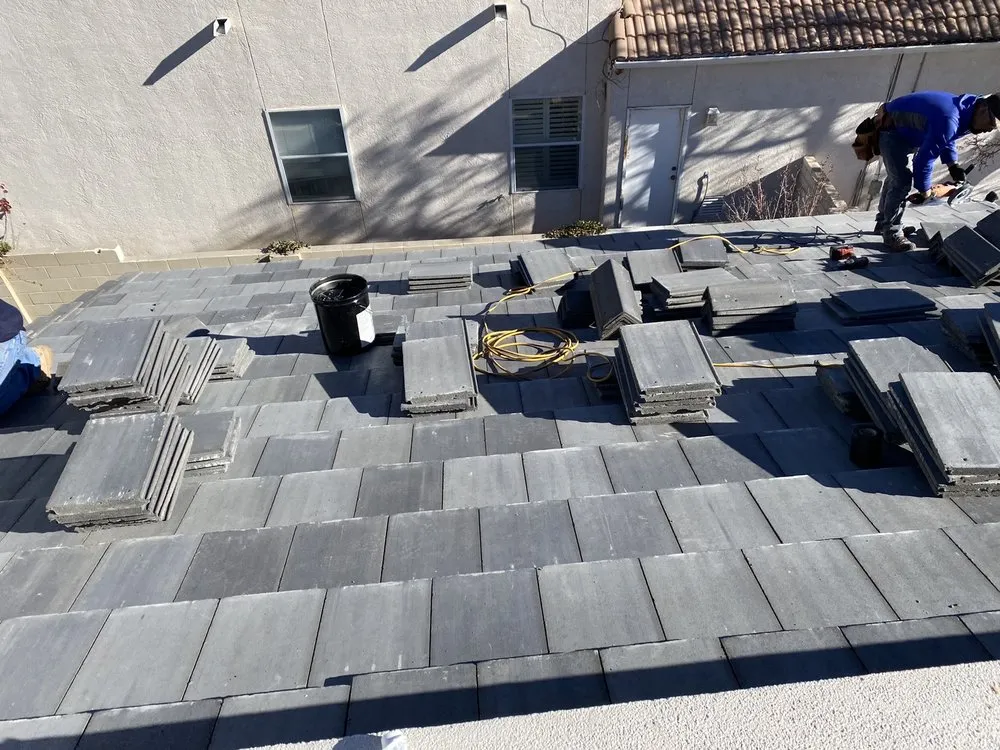 Slide of AAA Roofing Co.