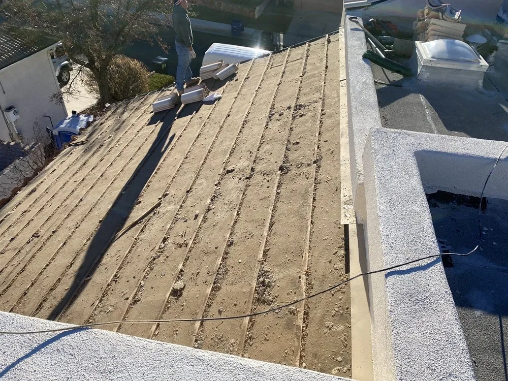 Slide of AAA Roofing Co.