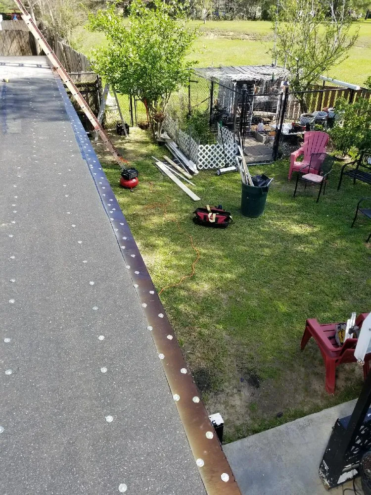 Slide of Aaa T&T Industrial