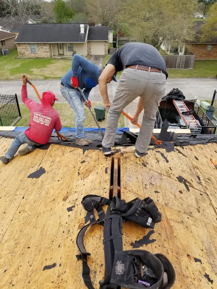 Slide of Aaa T&T Industrial