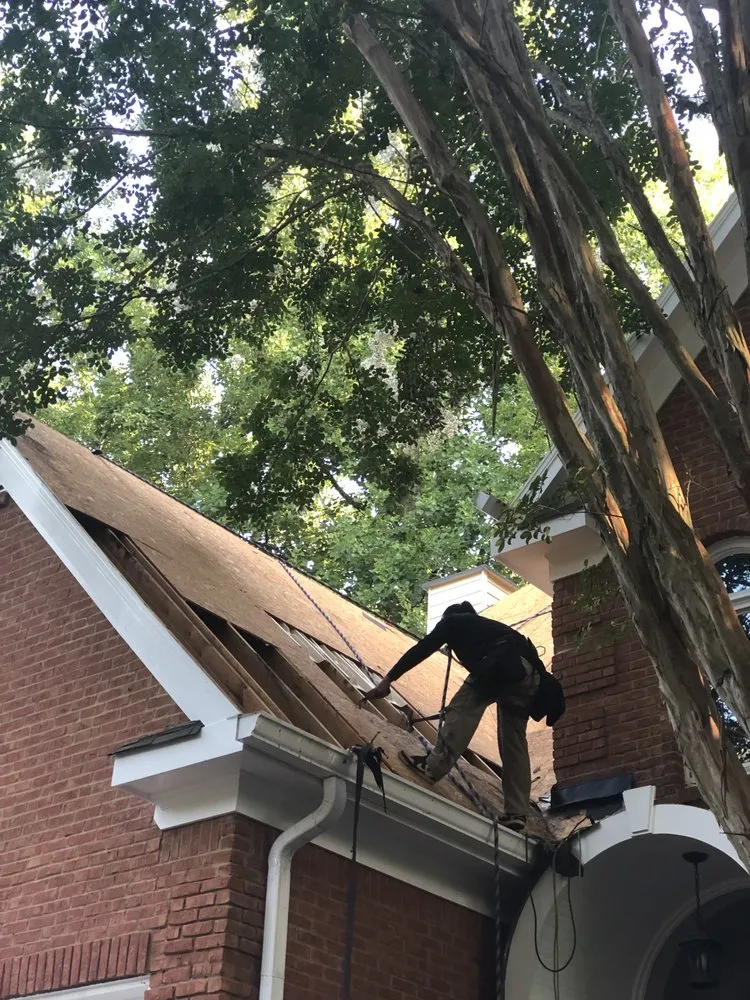 Slide of AAG Enterprises & Southeastern TPO, LLC