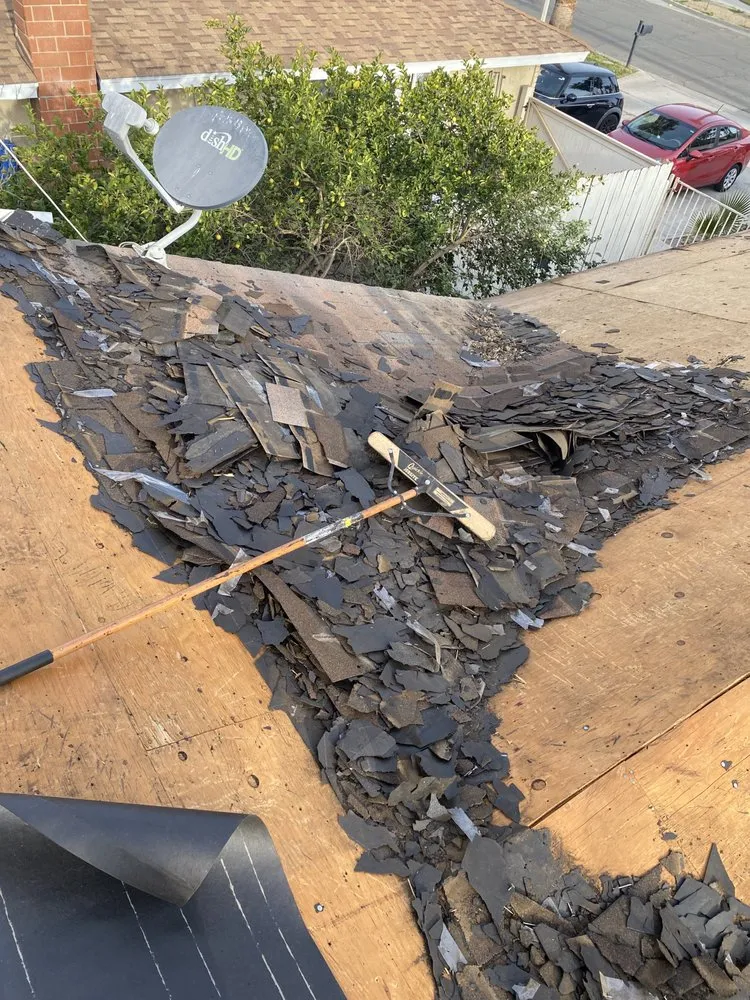 Slide of Aal's Roofing