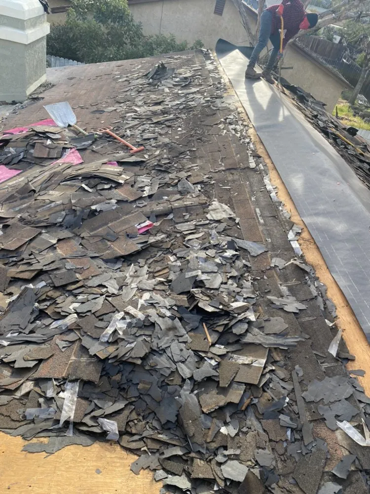 Slide of Aal's Roofing