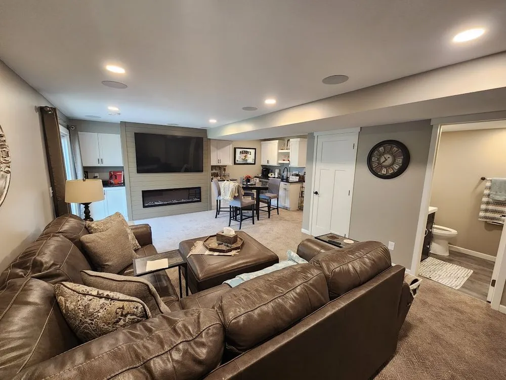 Slide of Aalto Home Services