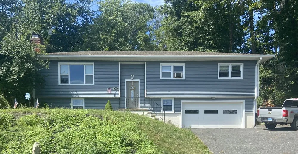 Slide of Aardvark Roofing