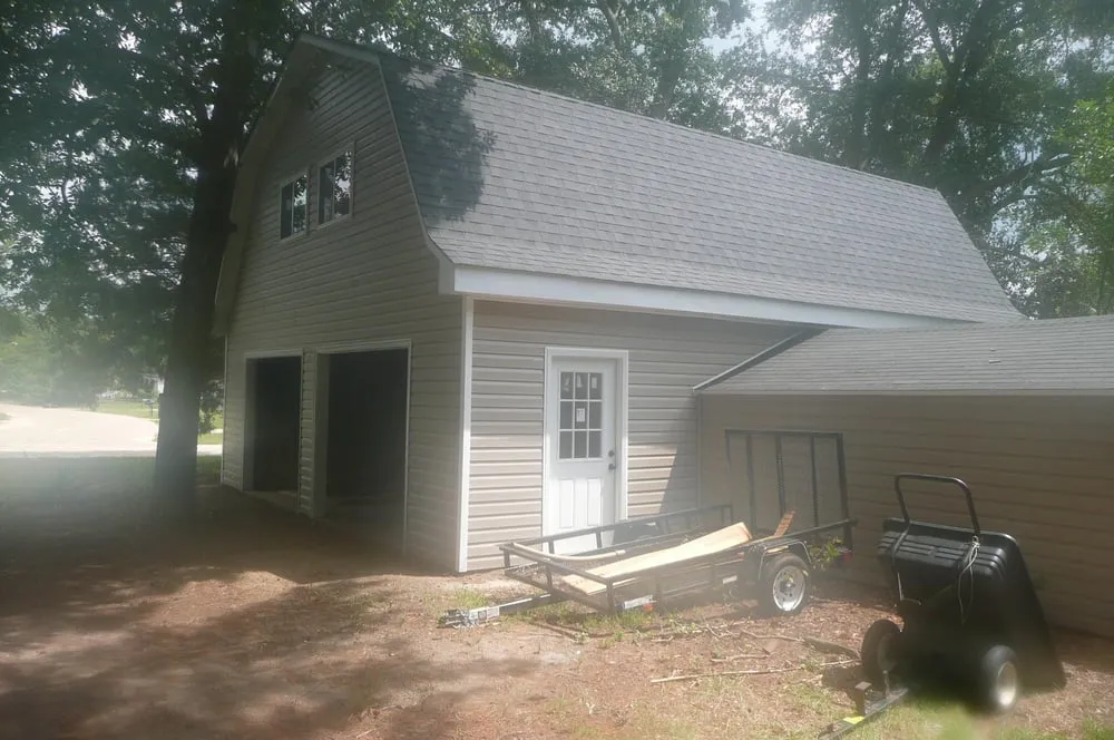 Slide of Aaron Guaranteed Construction