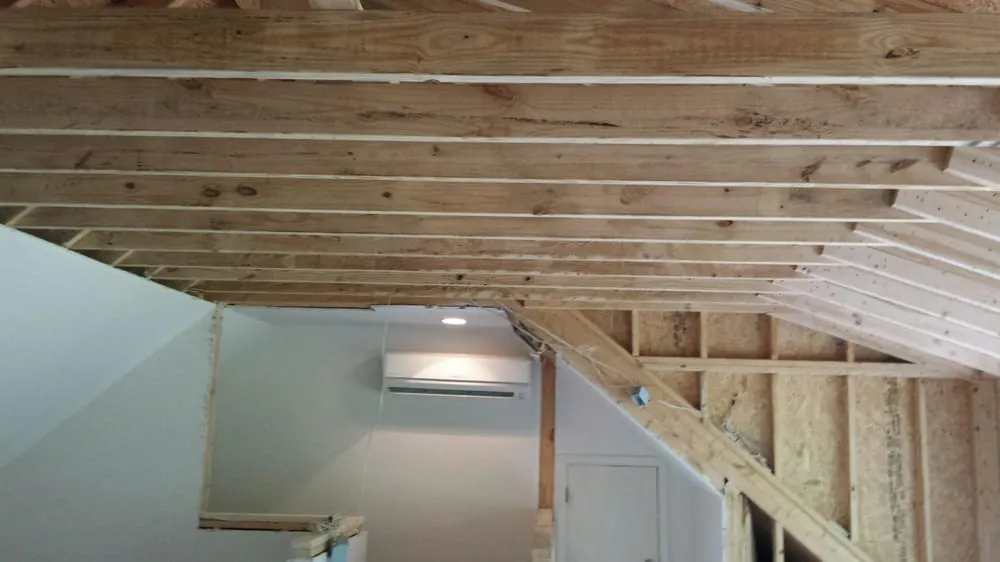 Slide of Aaron Guaranteed Construction