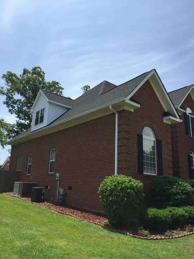 Slide of Aaron Guaranteed Construction