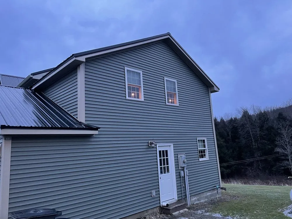 Licensed roof repair in Cincinnatus, NY by A&B Construction