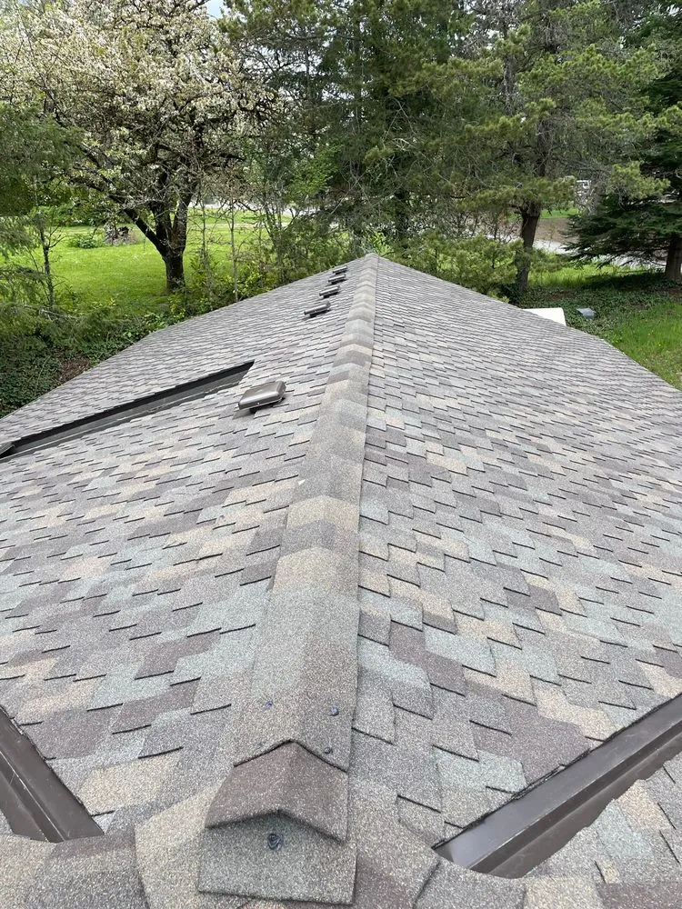 Slide of Abarca's Roofing & Construction