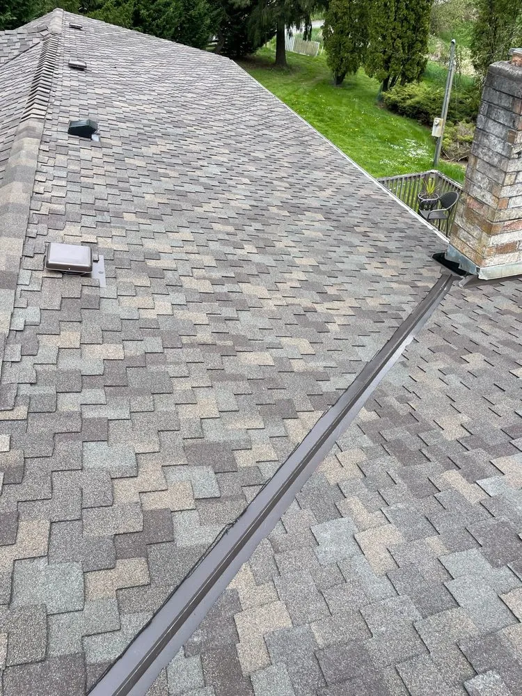 Slide of Abarca's Roofing & Construction