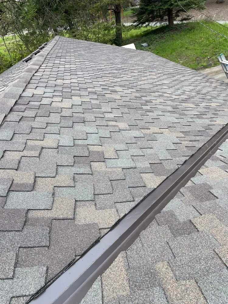 Slide of Abarca's Roofing & Construction