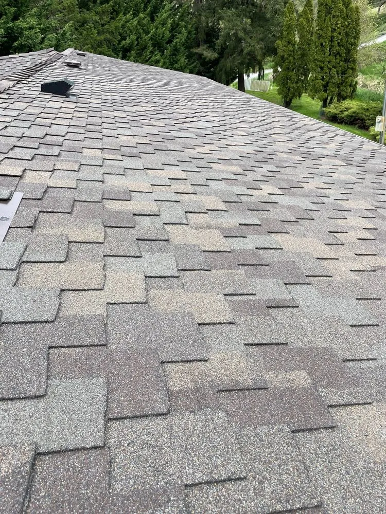 Slide of Abarca's Roofing & Construction