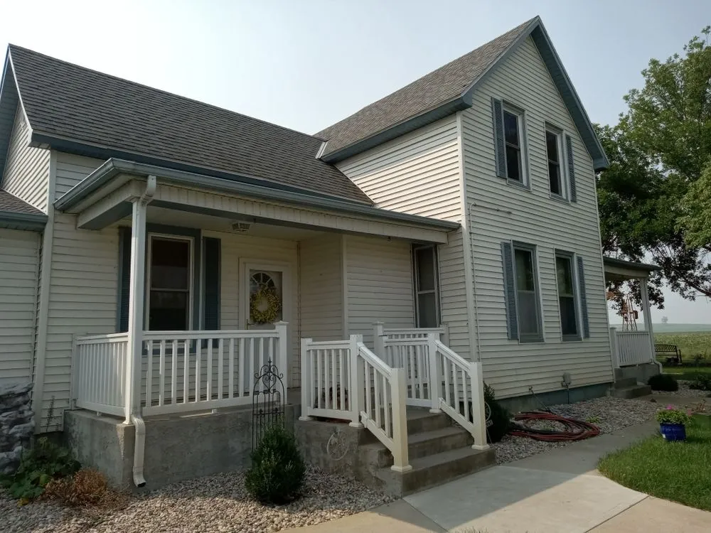 Licensed roof leak repair experts serving Mead, NE - Abbott's Roofing