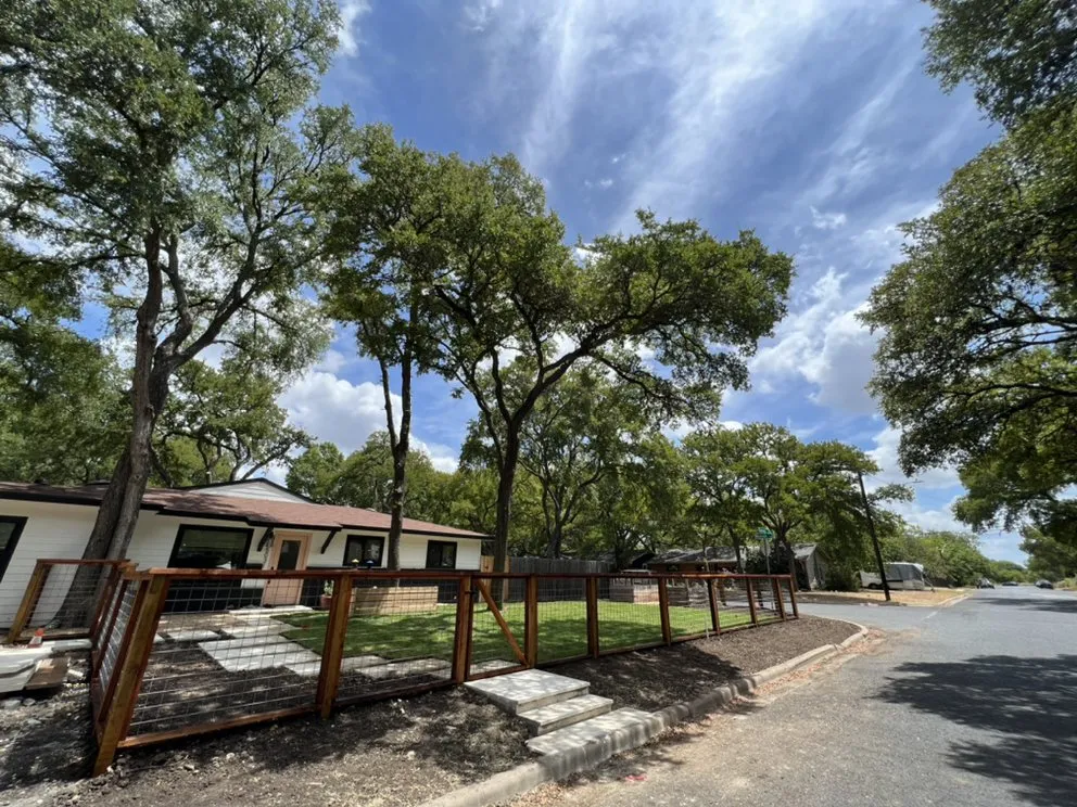 Slide of ABL Fencing