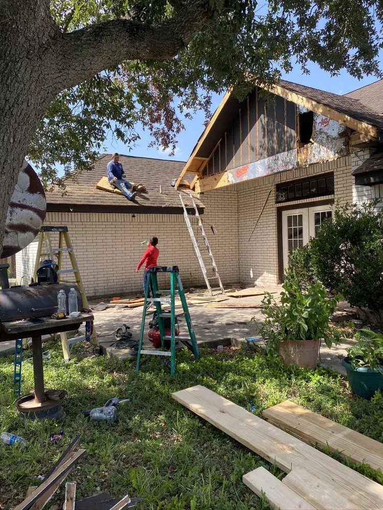 Slide of Above Quality Roofing