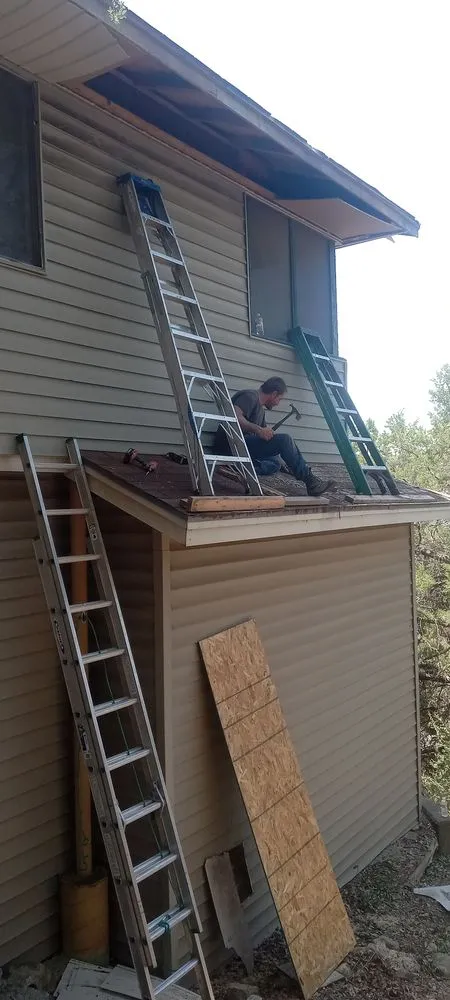 Slide of Abraham's Roofing and Tree Trimming