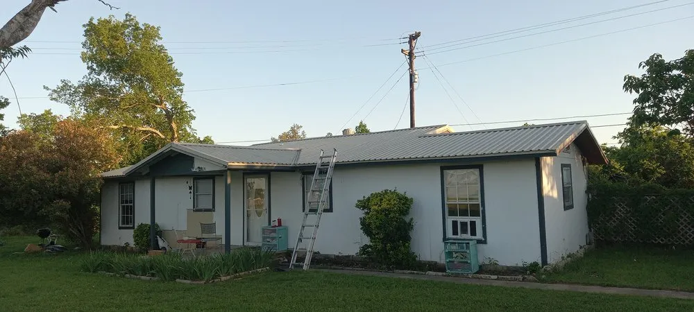 Slide of Abraham's Roofing and Tree Trimming