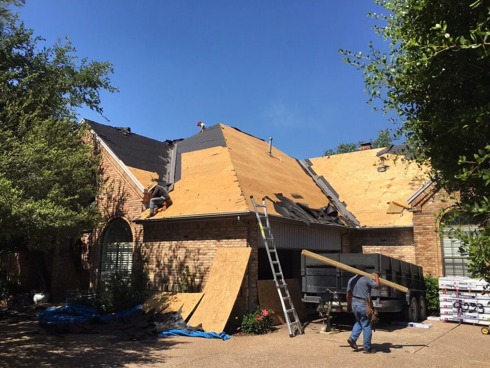 Slide of Absolute Roofing & Waterproofing