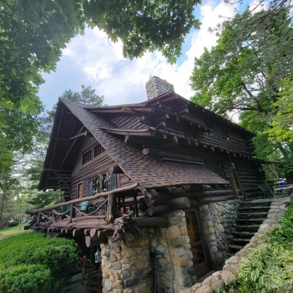 Slide of Absolute Roofing