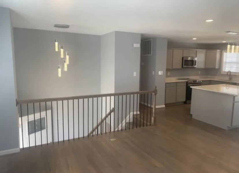 Slide of Acacia General Contractors