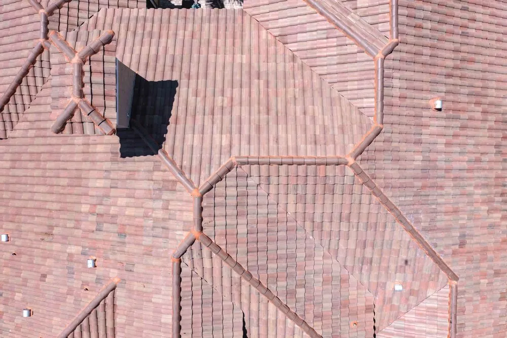 Trusted roof leak repair experts serving Mami, FL - Academia Roofing and Solar
