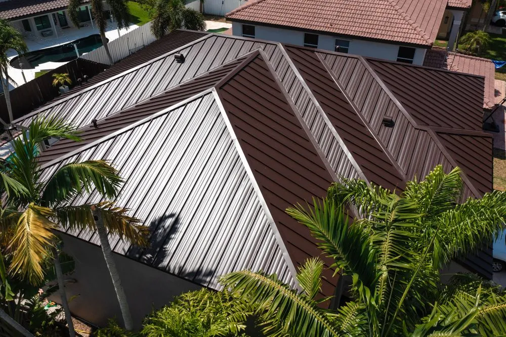Trusted shingle roofing service in Mami, FL - Academia Roofing and Solar