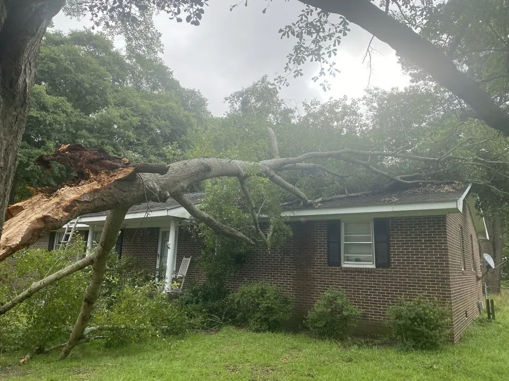 Slide of ACC Roofing & Construction