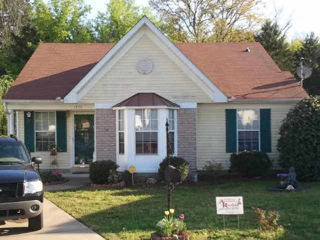 Slide of Access Roofing