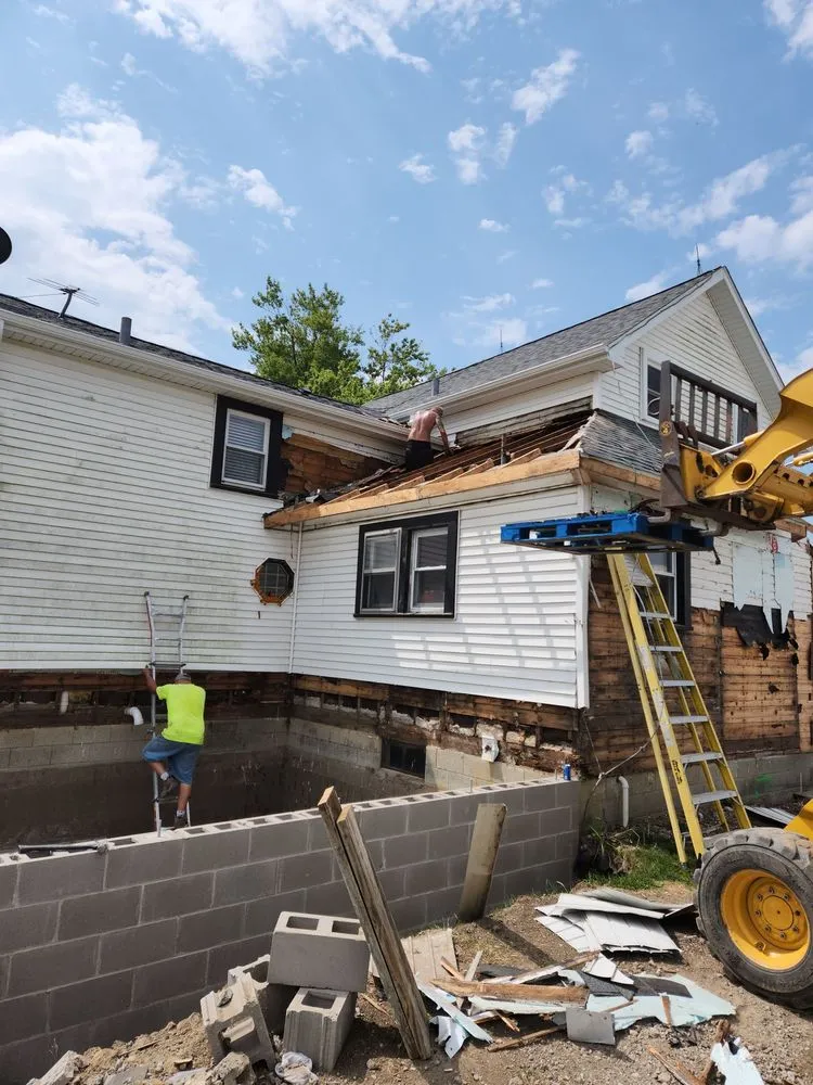 Slide of Accurate Construction