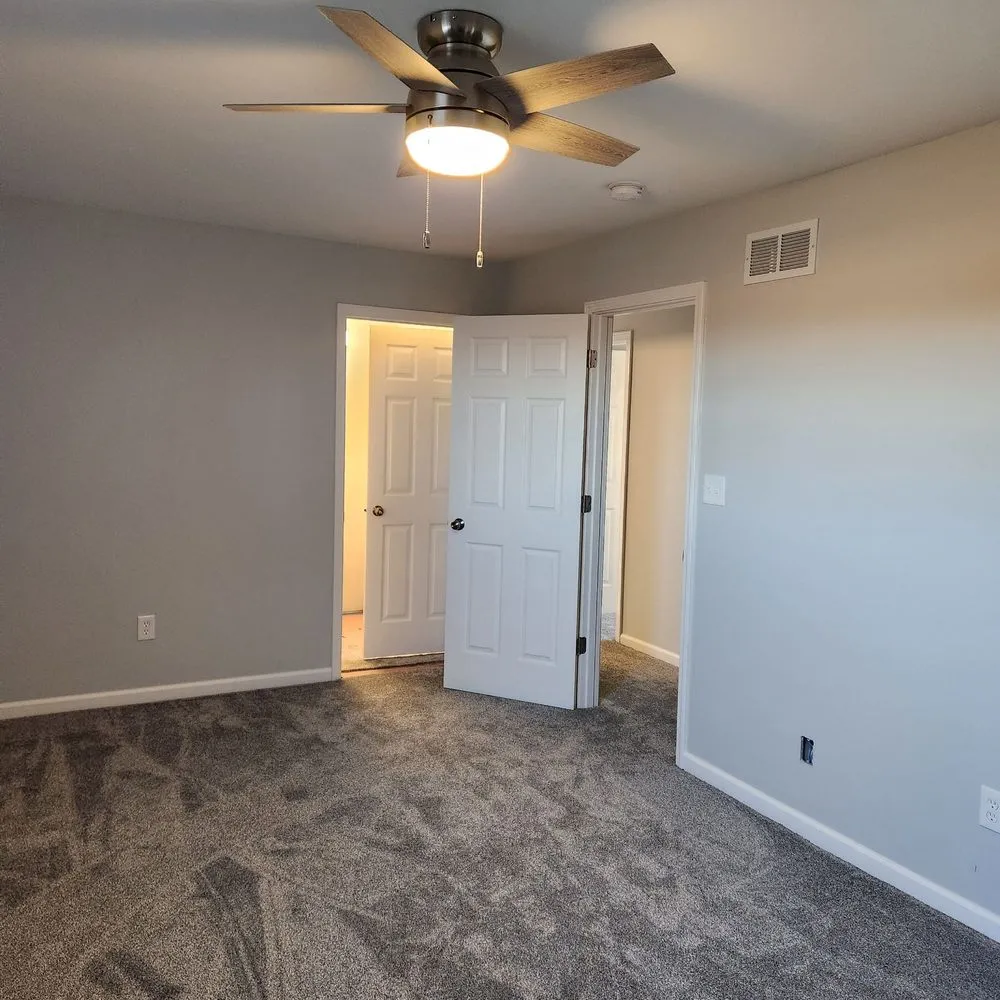 Slide of Accurate Construction