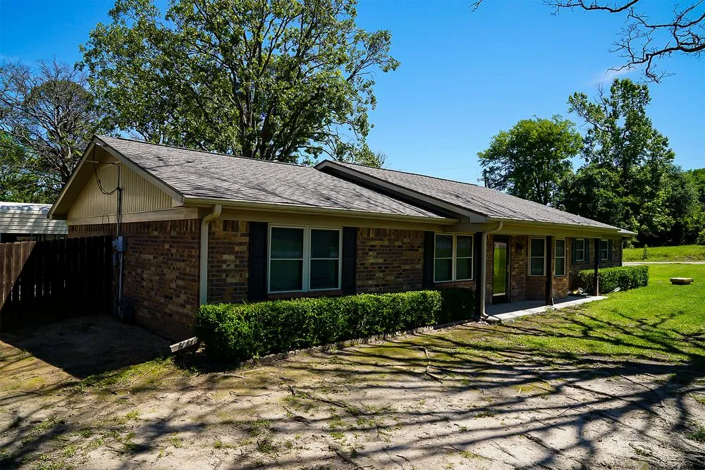 Emergency roof inspection in Flint, TX - Accurate Roof Systems